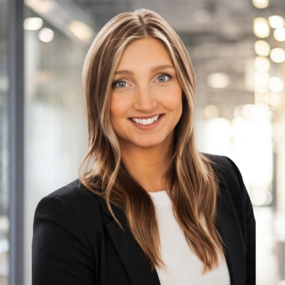 Haley  Bennett Photo